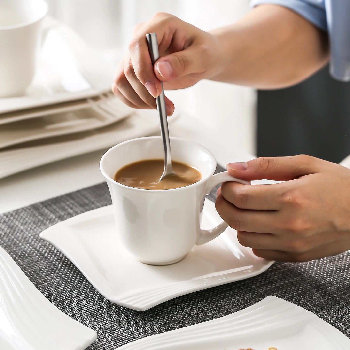 30/60 Piece White Porcelain Dinnerware Set